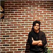 English professor used to live in london for years